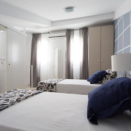 Apartamentos Alberto Lista 9 Seville Luaran gambar