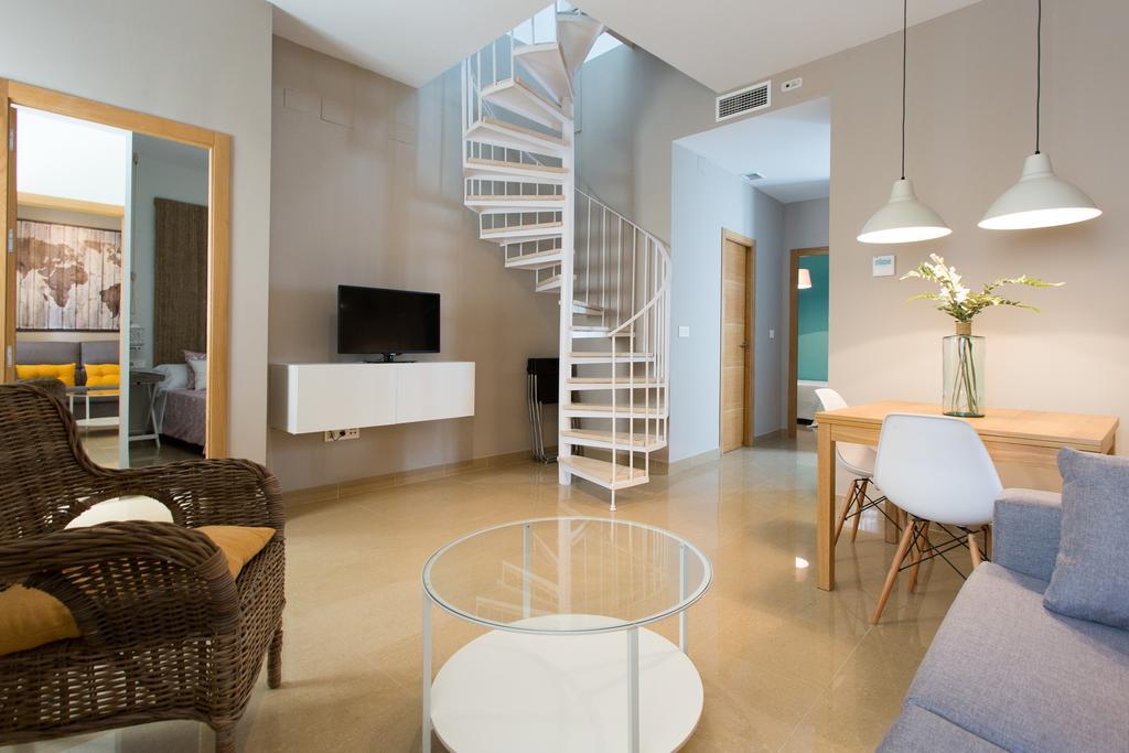 Apartamentos Alberto Lista 9 Seville Bilik gambar