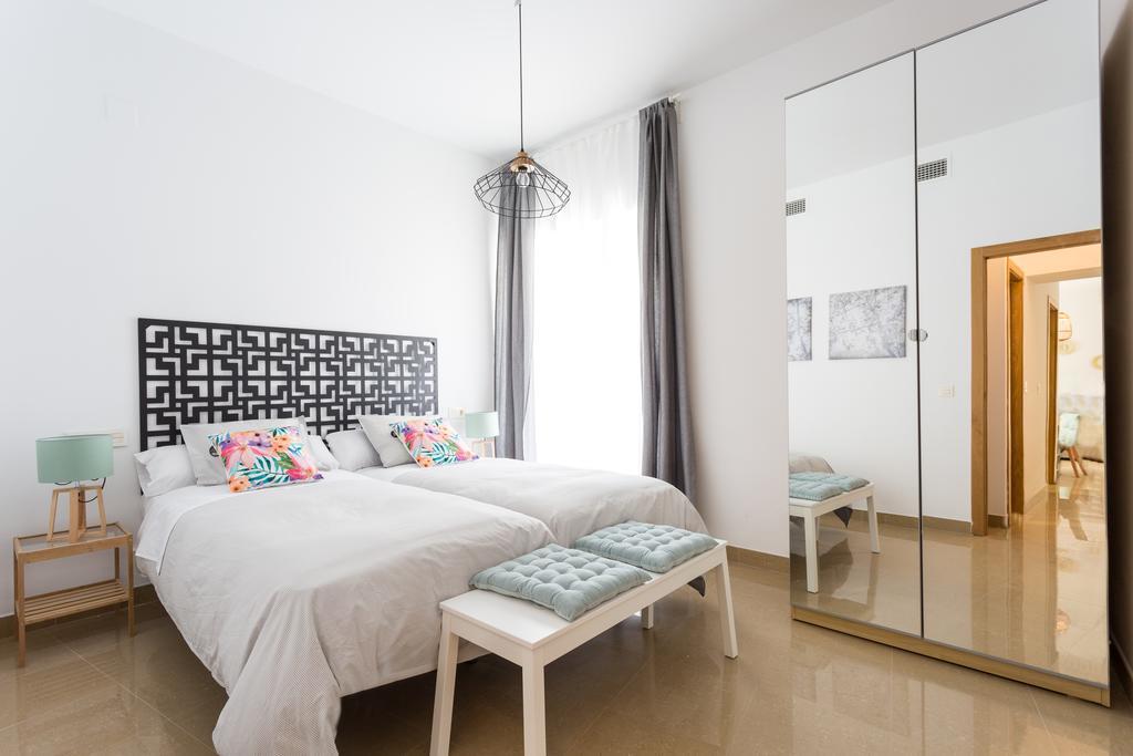 Apartamentos Alberto Lista 9 Seville Luaran gambar